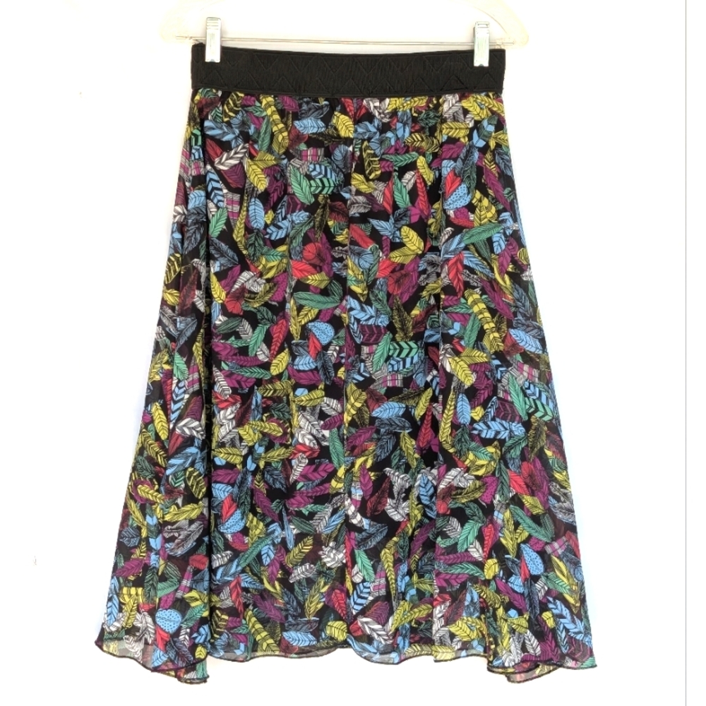 LuLaRoe MidLength Skirt with Feather Design & Elastic Waist Size Small